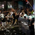 Vidovdanski protest: Desetine povređenih i privedenih, ‘nema pregovora sa teroristima’, kaže Vučić