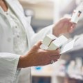 Ljudi sve češće kupuju lekove putem Interneta: Farmaceutkinja apeluje na rizike VIDEO