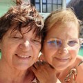 (Foto) Gorica Popović (73) i Vilja Krstić (70) u kupaćim kostimima Ovako uživaju u banji: Kume objavile slike i svi su…