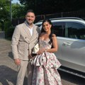 Pola estrade na slavlju kod Perućice! Pojavio se i ovaj poznati pevač, supruga ga prevarila sa drugom, sad tvrdi da su u…