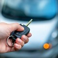 Ovu skrivenu funkciju ima mnogo automobila: Leti je zlata vredna, a mnogi za nju ni ne znaju