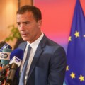 Goci: Sahrana Mladića uz državne počasti je udaljavanje Srbije od EU