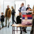 +++ UŽIVO +++ Izbori u Srbiji: veliki redovi za glasanje
