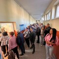 U Leskovcu glasalo 34 odsto birača, izborni dan za sada bez incidenata
