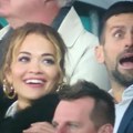 Nole i rita ora zajedno na utakmici: Reakcija najboljeg tenisera sveta na kadar sa albanskom pevačicom je hit (video)
