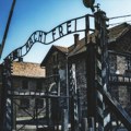Oštra reakcija varšave na snimak evropske komisije o holokaustu: Video uklonjen nakon tvrdnje Poljske da je obmanjujući