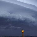 (Foto): Srbi gledaju u nebo, ne veruju šta vide! Odmah su povadili telefone, ovo izgleda zastrašujuće
