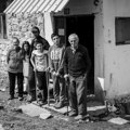 Sve je snašlo Miškoviće, na kraju je došla i vatra: Porodici iz sela Konjuhe kod Andrijevice je izgorela kuća, dobri ljudi…