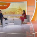 Tema jutra: Šačica ljudi koji su privedeni da budu tu, baza SNS se rasula