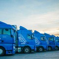 Firma Agrorit zapošljava nekoliko pomoćnih radnika i radnika u perionici kamiona