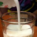 Šta se dešava s našim organizmom kada pijemo čašu kefira svaki dan?