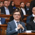 Prva reakcija naprednjaka na procenu Arhiva javnih skupova o broju građana na jučerašnjem SNS mitingu