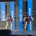 ŠAMAR TRADICIJI ILI POGLED U BUDUĆNOST? Građani podeljeni zbog robota Milutina i Dragutina koji su igrali Moravac večeras u…