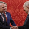 Putin je na papiru napisao "3+2", ali ovaj čovek nije razumeo poruku. Rusija i Ukrajina izgubile strpljenje za glavnog…
