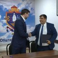 Asfaltira se put u Dragovu: Ministar Đerlek posetio opštinu Rekovac