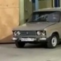 Ovo je sve samo ne obična Lada 2106: Ne bi bilo dobro da naljutite vozača ove legendarne ruske mašine, evo i zašto (video)