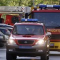 Požar u stambenoj zgradi u Novom Sadu, povređeni devojčica i mladić