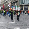 Studenti se uputili ka Ministarstvu prosvete, počeo protest