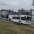 Veliki broj autobusa sa BiH tablicama ušao u Vojvodinu (FOTO)