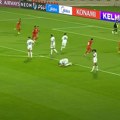 Ovako izgleda prava fudbalska tuga: Primili gol u 97. iz penala i ostali bez plasmana na Mundijal