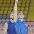 VIDEO Zavirite na trening košarkaša Srbije pred Grčku: Škripa patika i cupkanje lopte, sve smo bliži početku