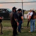 Dvojica pevača jedno drugom izašli na crtu: Osvanuo šok snimak sa festivala, malo je falilo da dođe do najgoreg (video)