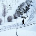 Zatvaraju se škole, ljudi spremaju zalihe: Opšta panika u Evropi zbog istorijske hladnoće koja stiže u Srbiju (Mape)