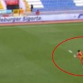 Neverovatne scene u Turskoj: Golman Kasimpaše pogodio sa gola na gol, stadion u delirijumu