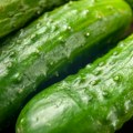TikTok poludeo za ovom salatom: Prodaja krastavaca eksplodirala, a recept je neverovatno jednostavan