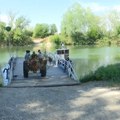 Брежане: Једино скелом преко Велике Мораве до имања са друге стране