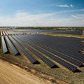 MOL Grupa pustila u radu novu solarnu elektranu i sustav za skladištenje energije u Mađarskoj