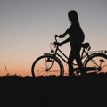 Biciklističkom vožnjom u Beogradu obeležen mesec podizanja svesti o raku dojke