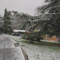 Vanredna situacija proglašena u pet opština zbog velike količine snega