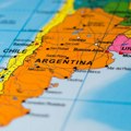 Argentina zbog inflacije štampa novčanicu od 10.000 pezosa koja vredi 10 dolara