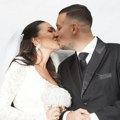 Intimno venčanje u crkvi i gala slavlje za 500 zvanica: Najlepši ponedeljak u životu pevača Zvezda Granda