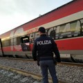 Хорор у Италији: Воз ударио тројицу мушкараца, један погинуо, двојица повређена