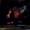 Zapalila dvorište bivšeg partnera, vatra zahvatila kuću i automobil
