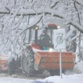 Снег у Ивањици изазвао нестанак струје у неколико села, непроходна и два путна правца