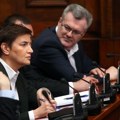 Narodna skupština: I dalje bez glasanja o izboru Ane Brnabić, u klupama svađe i stihovi