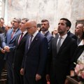 Premijer Vučević na parastosu Svetom knezu Lazaru i Kosovskim junacima u Ravanici