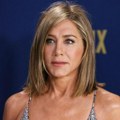 Dženifer Aniston zgrožena izjavom trampove desne ruke: Uvredio žene koje nemaju decu, glumica mu žestoko uzvratila (foto)