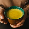 Zaboravite čaj – napitak koji je najbolji za creva pred spavanje