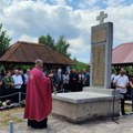 U Zalazju kod Srebrenice parastos za 69 srpskih civila i vojnika ubijenih 1992. godine