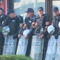 SNS u Zaječaru organizuje sednicu Skupštine uprkos odluci suda, prisutni policija i privatno obezbeđenje