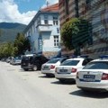 Policija kod Vranja zaustavila šverc cigareta i rezanog duvana