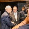 Diplomatski šamar za Vašington: Iranska delegacija odbila zajedničku fotografiju s Amerikancima tokom pregovora u Švajcarskoj…