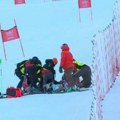 Stravičan pad jedne od najboljih skijašica sveta Zakucala se u ogradu i ostala nepomično da leži, helikopterom prebačena u…
