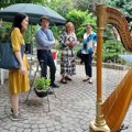 Budimpeštanski orkestar poklonio harfu subotičkoj Muzičkoj školi