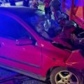 Stravična nesreća u Mihajlovcu, auto se zakucao u traktor: Vozač imao 2,4 promila alkohola u krvi! (foto)