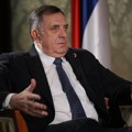 Dodik: Vraćanje postupka na početak je u skladu sa zakonom